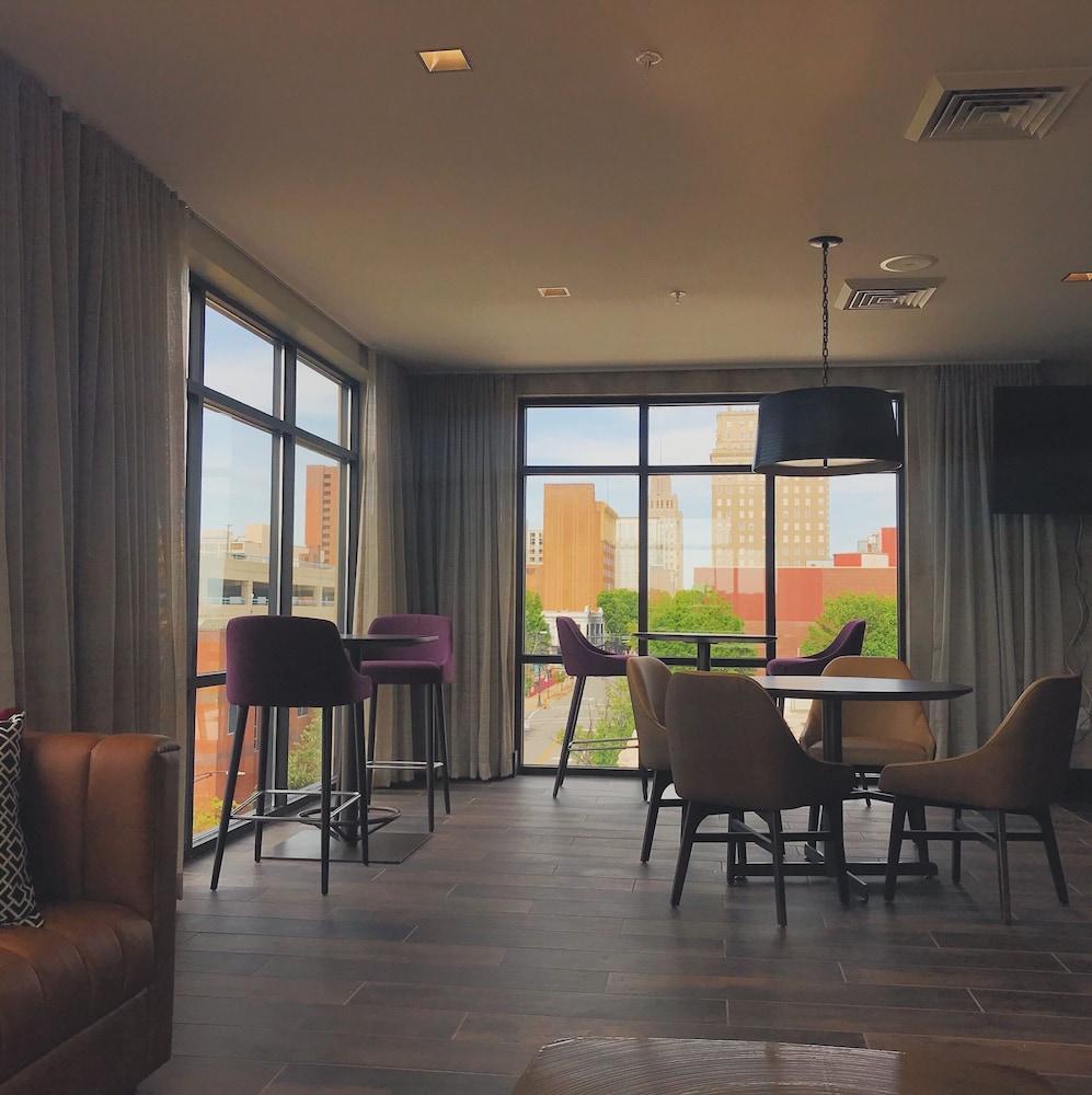 מלון Courtyard Winston-Salem Downtown מראה חיצוני תמונה