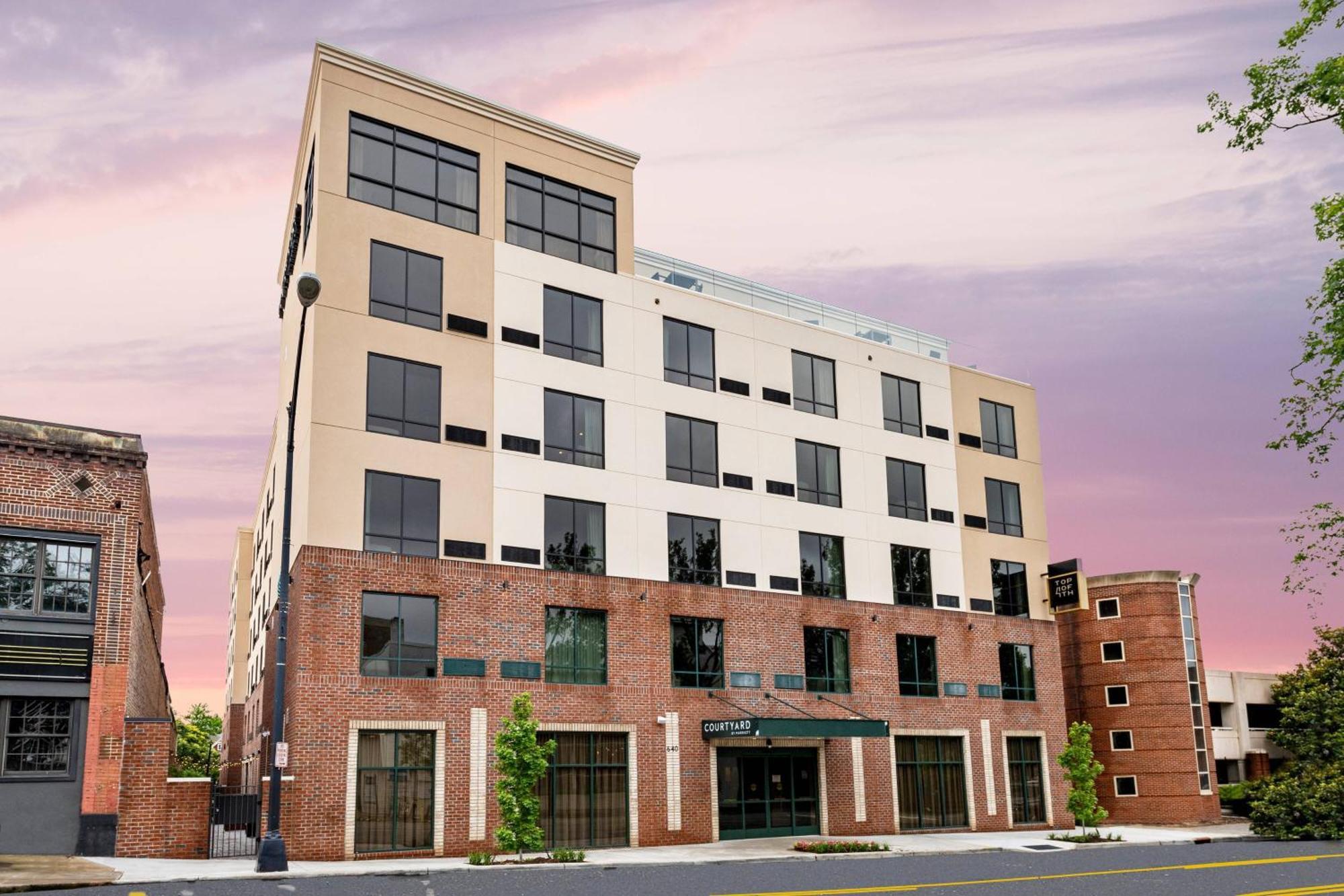 מלון Courtyard Winston-Salem Downtown מראה חיצוני תמונה
