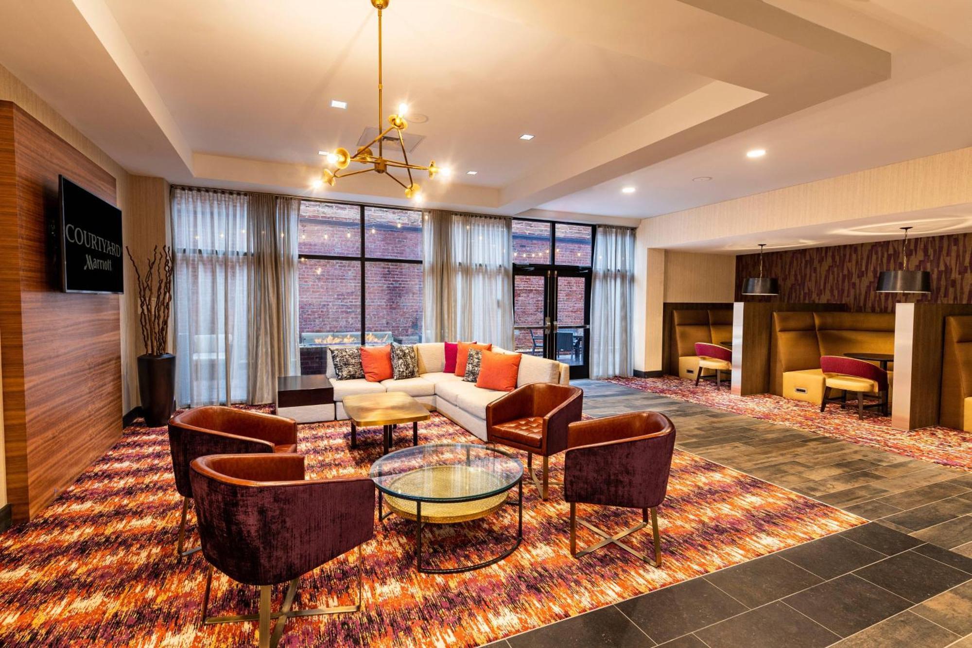 מלון Courtyard Winston-Salem Downtown מראה חיצוני תמונה